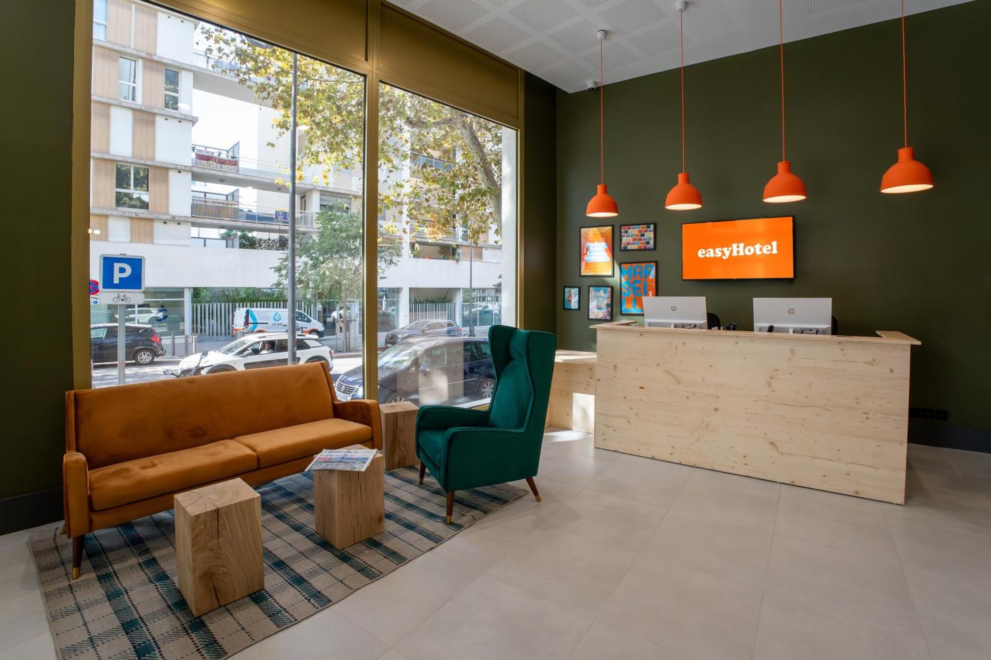 Easyhotel Marseille Euromed 外观 照片