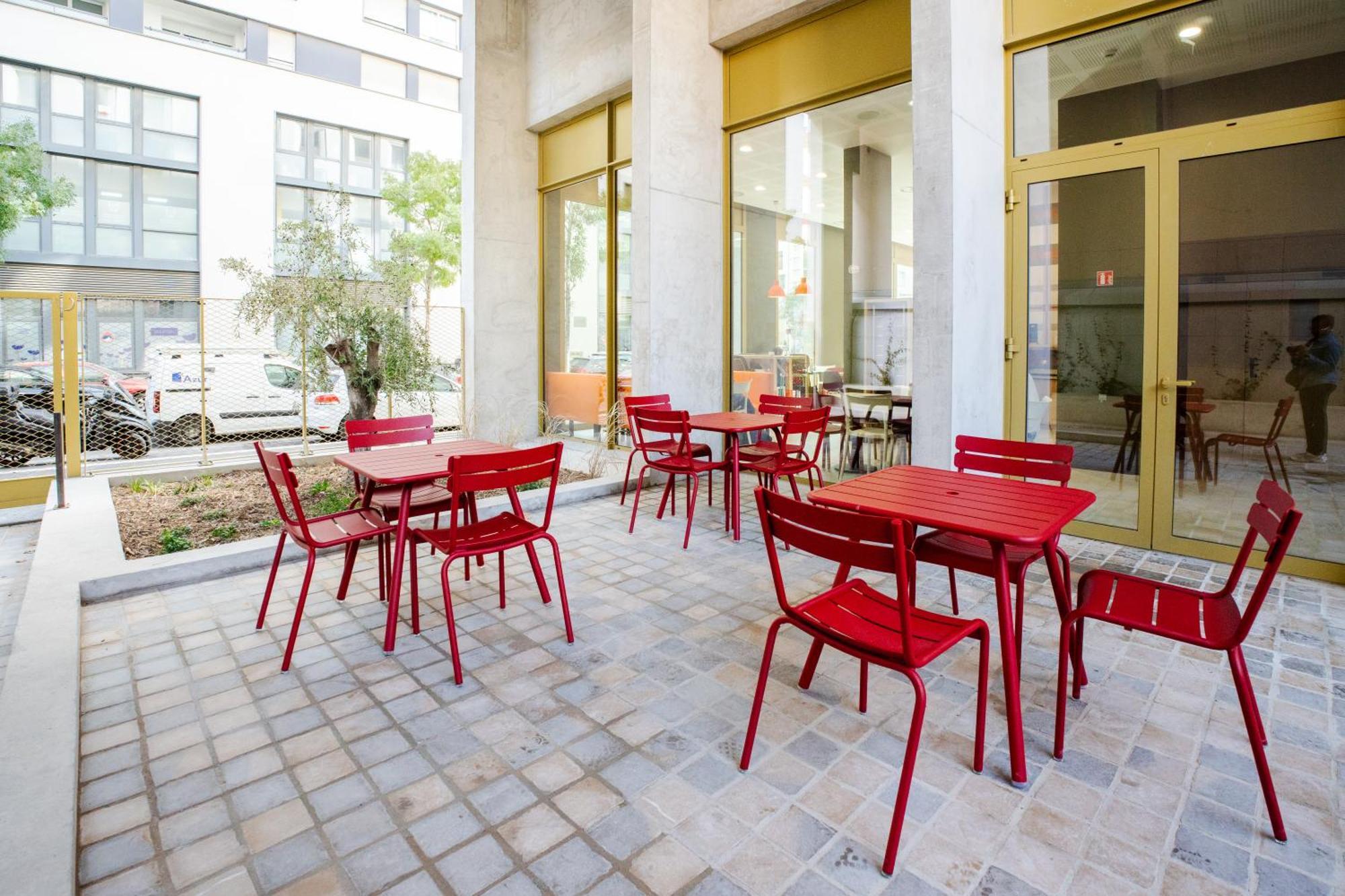 Easyhotel Marseille Euromed 外观 照片
