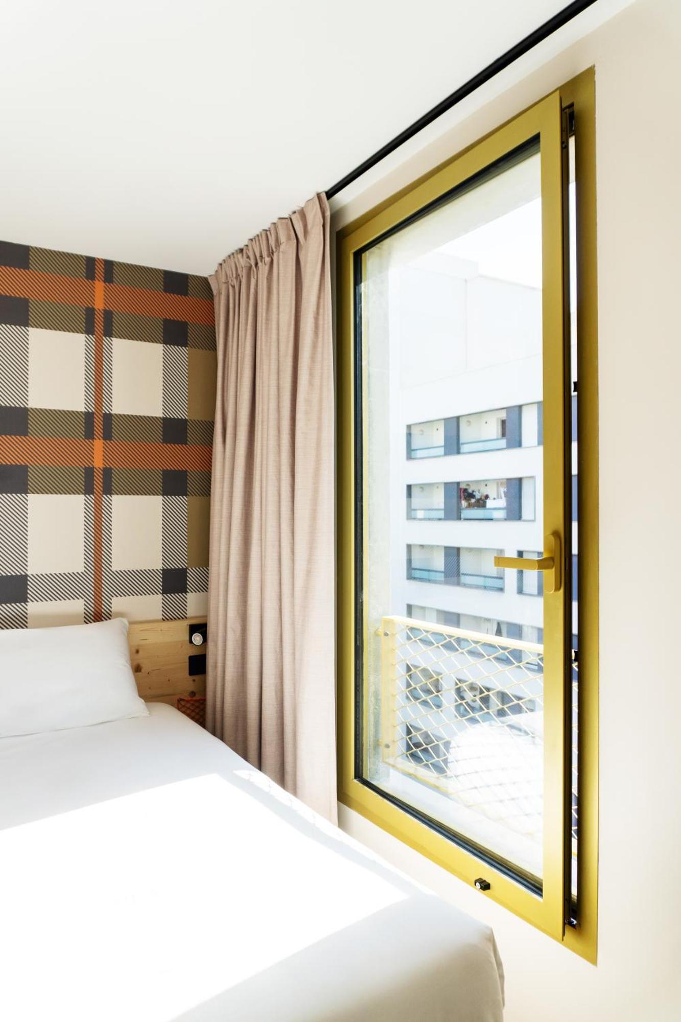 Easyhotel Marseille Euromed 外观 照片