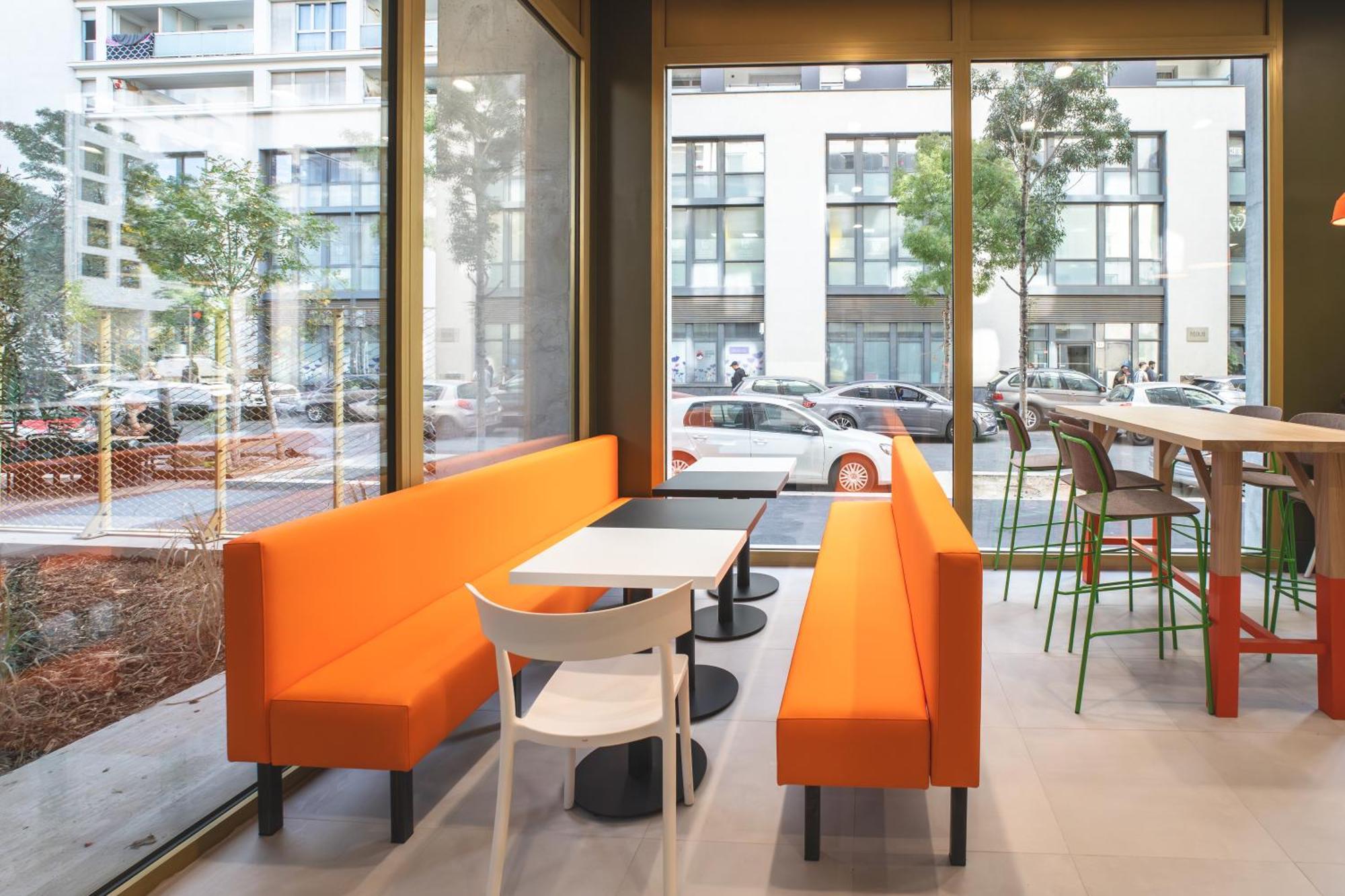 Easyhotel Marseille Euromed 外观 照片